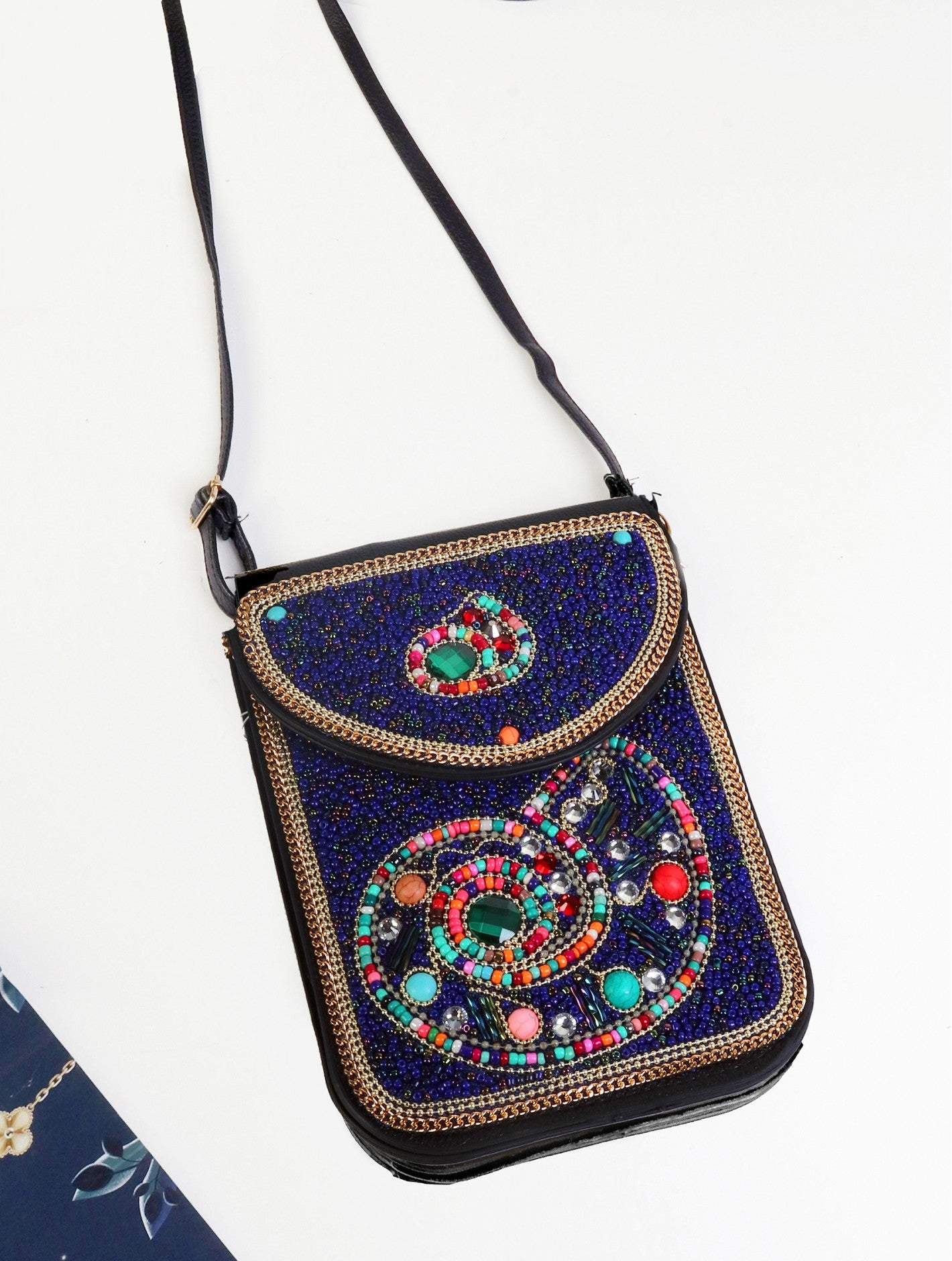 Shell-Hand-made Beaded Faux Leather Mini Purse