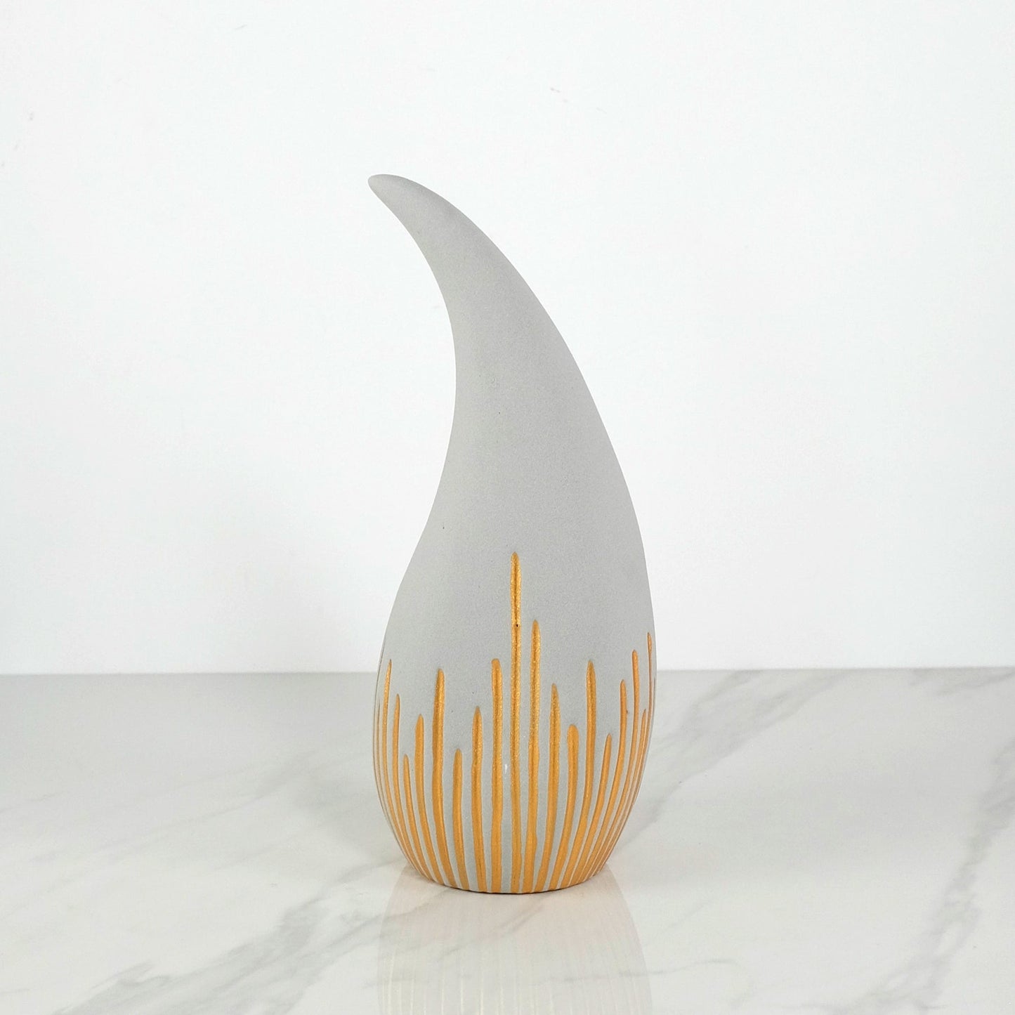 TEAR SHAPE GREY VASE W/GOLD